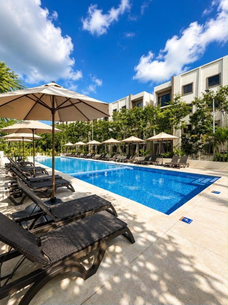 valmira living cancun 768x1024